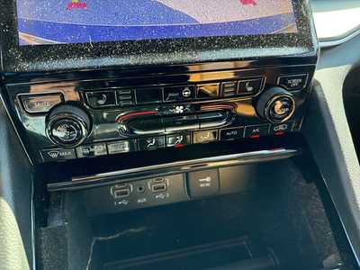 2021 Jeep Grand Cherokee L, $24990. Photo 9