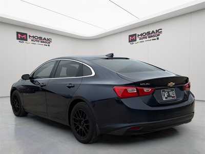 2016 Chevrolet Malibu, $12490. Photo 5