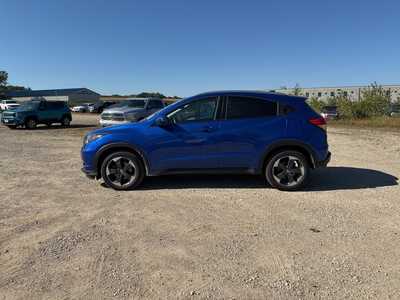 2018 Honda HR-V, $17990. Photo 4