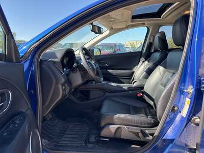 2018 Honda HR-V, $17990. Photo 6
