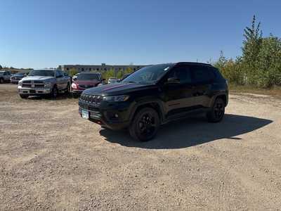 2023 Jeep Compass, $23990. Photo 3