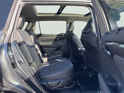 2023 Toyota Highlander, $41990. Photo 11