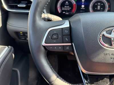 2023 Toyota Highlander, $41990. Photo 9