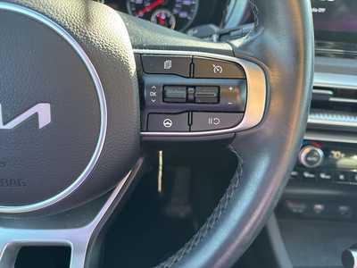 2022 Kia K5, $25990. Photo 10