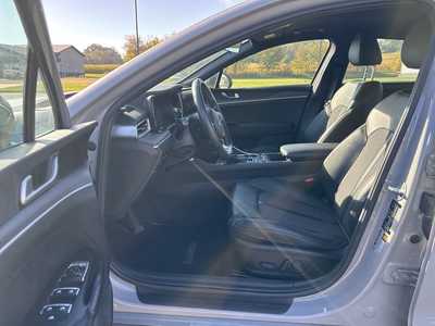 2022 Kia K5, $25990. Photo 6