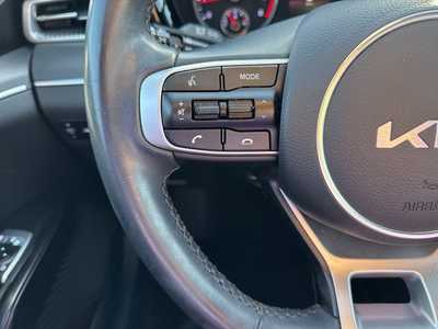 2022 Kia K5, $25990. Photo 9