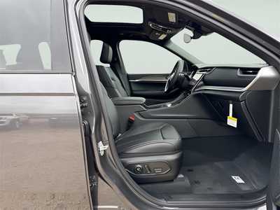 2025 Jeep Grand Cherokee L, $50439. Photo 10