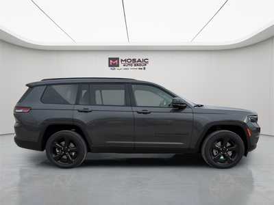 2025 Jeep Grand Cherokee L, $50439. Photo 8