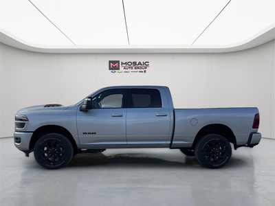 2026 RAM 3500 Crew Cab, $68364. Photo 4