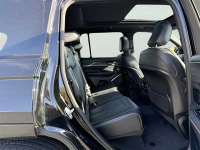2022 Jeep Grand Cherokee, $37990. Photo 11