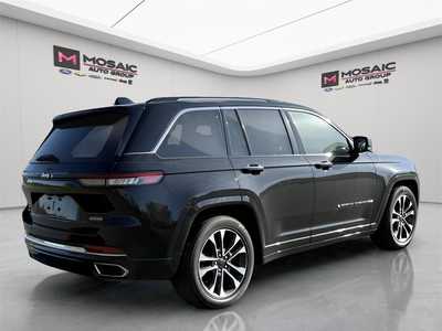 2022 Jeep Grand Cherokee, $37990. Photo 7