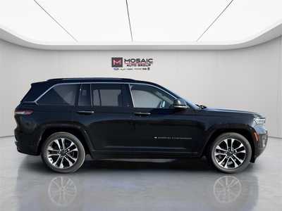 2022 Jeep Grand Cherokee, $37990. Photo 8