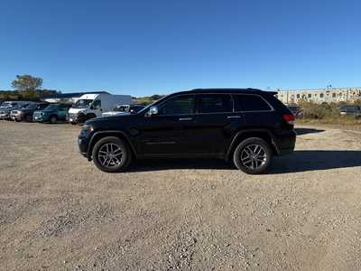 2017 Jeep Grand Cherokee, $18990. Photo 4