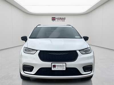 2026 Chrysler Pacifica, $48793. Photo 2