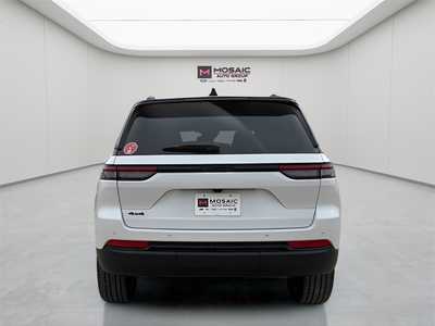 2025 Jeep Grand Cherokee, $42597. Photo 6