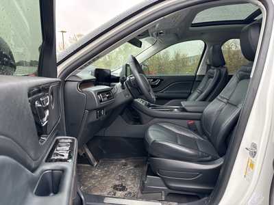 2025 Lincoln Aviator, $65990. Photo 6