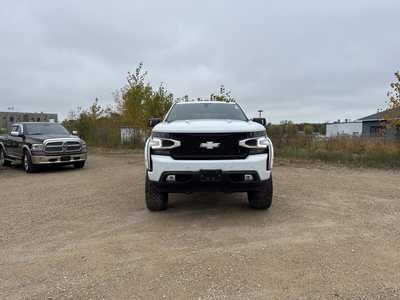 2022 Chevrolet 1500 Crew Cab, $44990. Photo 2