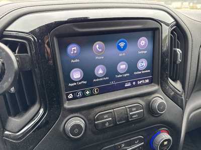 2022 Chevrolet 1500 Crew Cab, $44990. Photo 6
