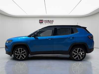 2025 Jeep Compass, $24953. Photo 4