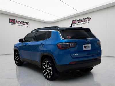 2025 Jeep Compass, $24953. Photo 5