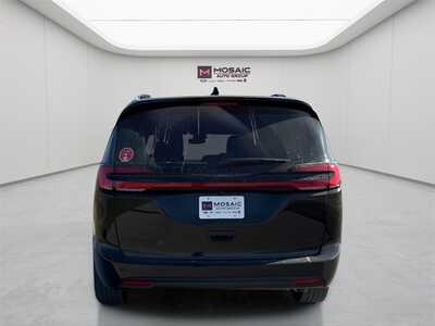 2026 Chrysler Pacifica, $48476. Photo 6