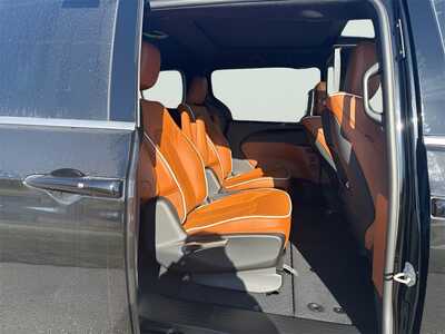 2026 Chrysler Pacifica, $48277. Photo 12