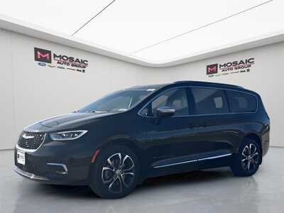 2026 Chrysler Pacifica, $48277. Photo 3