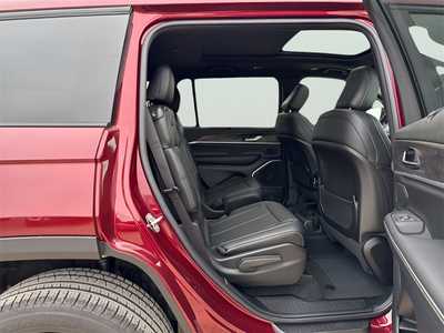 2025 Jeep Grand Cherokee L, $49439. Photo 12