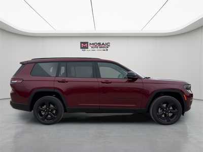 2025 Jeep Grand Cherokee L, $49439. Photo 8
