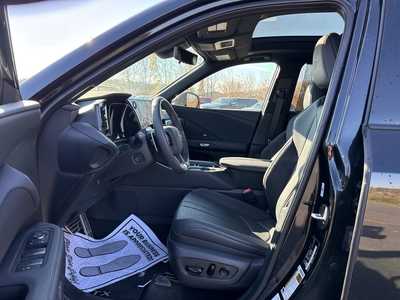 2025 Lexus TX, $70990. Photo 6