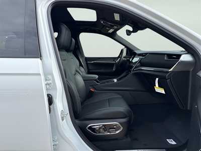 2025 Jeep Grand Cherokee, $62657. Photo 10