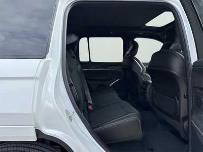 2025 Jeep Grand Cherokee, $62657. Photo 11
