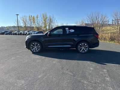 2025 Ford Explorer, $52990. Photo 4