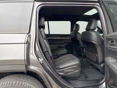 2025 Jeep Grand Cherokee L, $46218. Photo 12