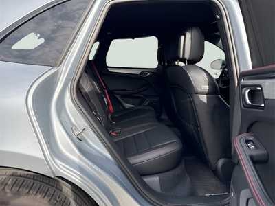 2024 Porsche Macan, $91990. Photo 11
