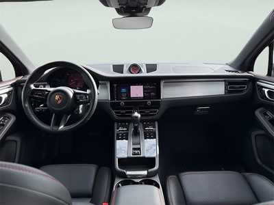 2024 Porsche Macan, $91990. Photo 12