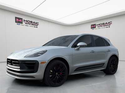 2024 Porsche Macan, $91990. Photo 3