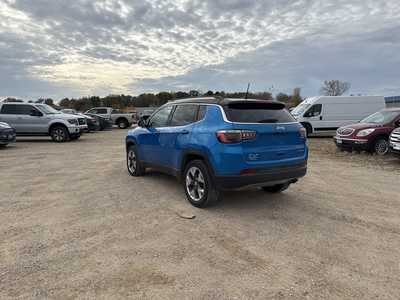 2018 Jeep Compass, $15990. Photo 5
