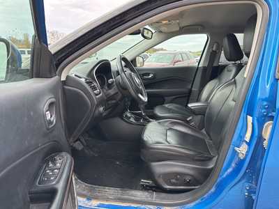 2018 Jeep Compass, $15990. Photo 6