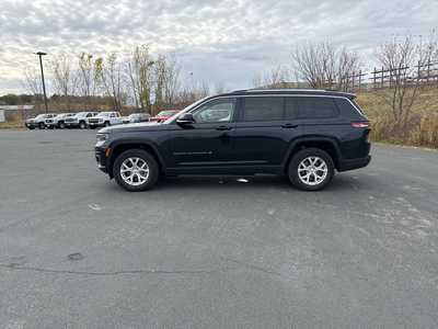 2023 Jeep Grand Cherokee L, $34990. Photo 4