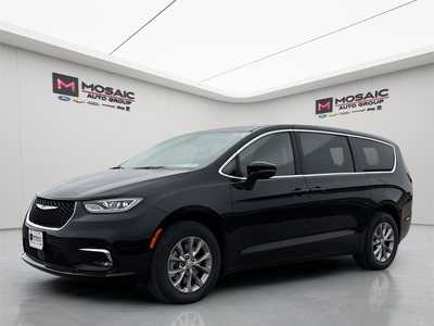 2026 Chrysler Pacifica, $43297. Photo 3