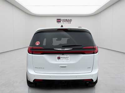 2026 Chrysler Pacifica, $51220. Photo 6