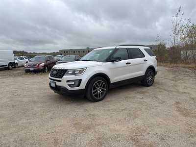 2017 Ford Explorer, $10990. Photo 3
