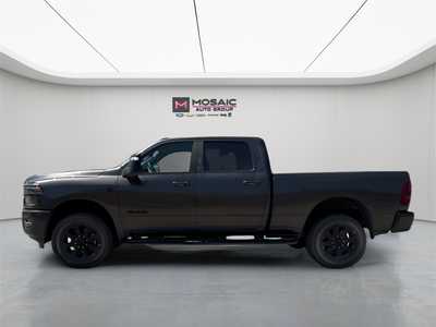 2025 RAM 3500 Crew Cab, $72990. Photo 7