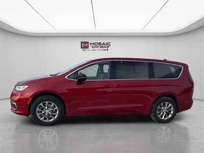 2026 Chrysler Pacifica, $49370. Photo 4