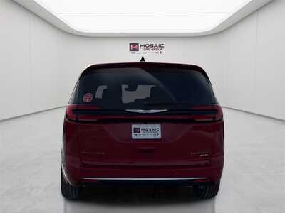 2026 Chrysler Pacifica, $49370. Photo 6