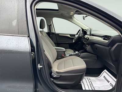 2022 Ford Escape, $19990. Photo 10
