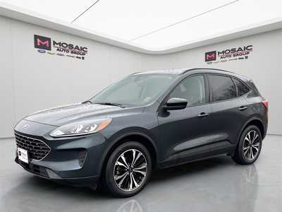 2022 Ford Escape, $19990. Photo 3