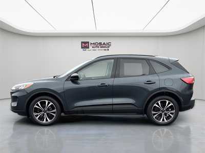 2022 Ford Escape, $19990. Photo 4