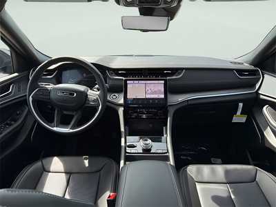 2025 Jeep Grand Cherokee, $45305. Photo 12